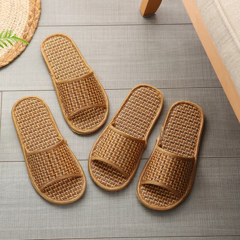 Hausschuhe aus Rattan ⎜ Bequeme Strohsandalen mit Atmungsaktivem Design für den Alltag