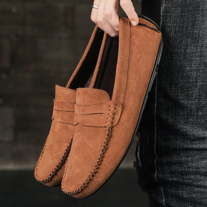 Handgenähte Herren Mokassins ⎜ Bequeme Schuhe aus Samt-Leder für Alltag und Freizeit