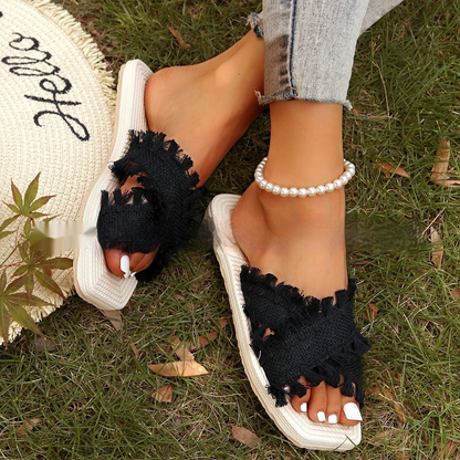 Strandsandalen für Damen ⎜ Bequeme Sommerschuhe mit Fransen und rutschfester EVA-Sohle