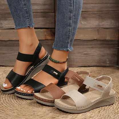 Keilsandaletten für Damen ⎜ Bequeme Sommerschuhe mit Klettverschluss und rutschfester Sohle
