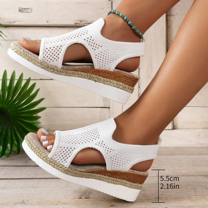 Damen Keilsandalen ⎜ Bequeme Sommerschuhe mit Strickdesign und Offener Zehenpartie für den Sommer