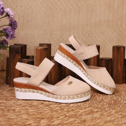 Damen Wedges mit elastischem Band ⎜ Bequeme Espadrilles mit Jute-Rohr-Details und geschlossenem Zehenbereich