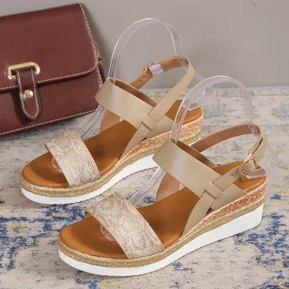 Keilsandalen für Damen ⎜ Bequeme Sommerschuhe mit Breiten Riemen und Weicher Sohle für Sicheren Halt