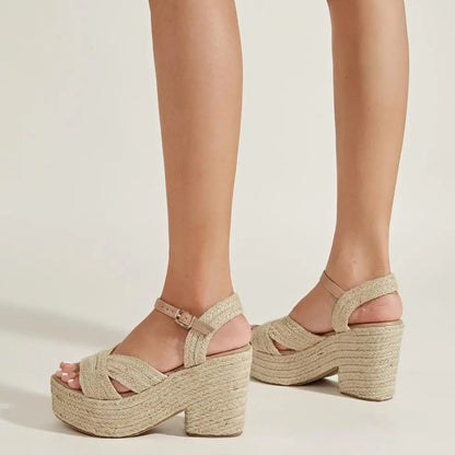 Plateausandalen für Damen ⎜ Sommerliche Keilschuhe mit Juteseil und Bequemem Blockabsatz für Alltag