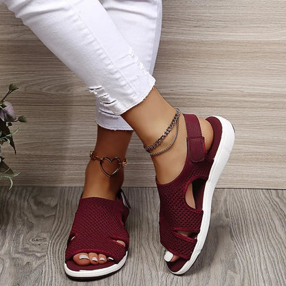 Damen Flachsandalen ⎜ Bequeme Schuhe mit atmungsaktivem Netzgewebe und modischen Details
