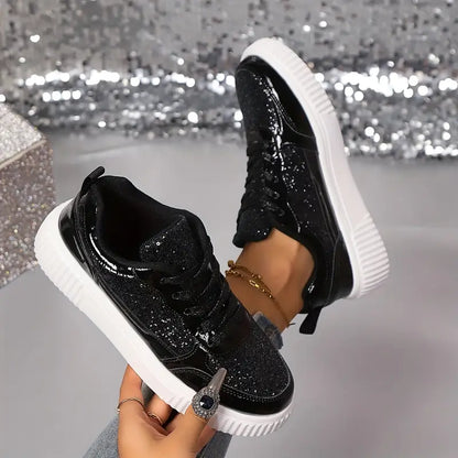 Damen Sneakers ⎜ Glänzende Schnürschuhe mit Glitzereffekt und dickem Sohlenprofil für den Alltag