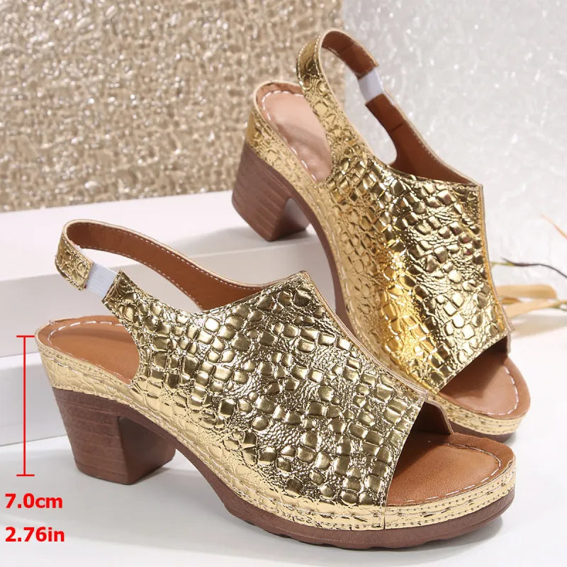 Blockabsatz Sandalen für Damen ⎜ Schicke Peeptoe-Schuhe mit glänzender Oberfläche und bequemem Tragekomfort