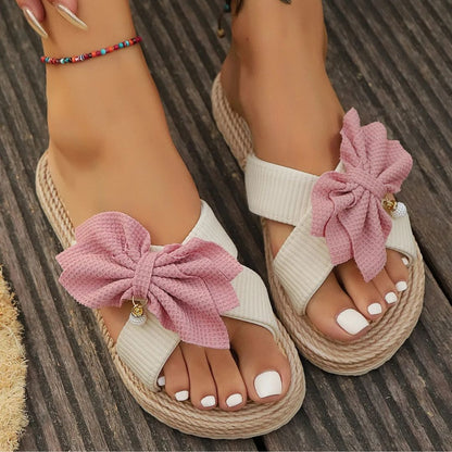 Damen Sommer Pantoletten ⎜ Bequeme Flache Slipper mit Schleife und Rutschfester Bastsohle