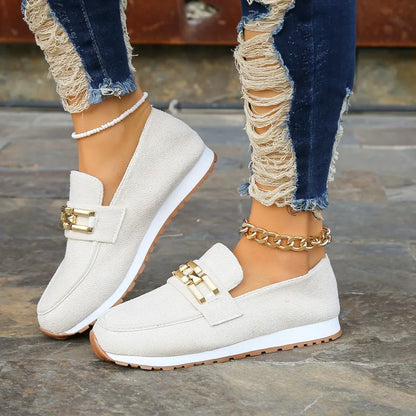 Plattform-Slipper für Damen ⎜ Bequeme Schuhe mit Glitzerakzent und Goldener Kette für Stil und Komfort