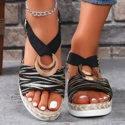 Keilsandalen für Damen ⎜ Offene Sommerschuhe mit Metallring Jutekante und Bequemer Plateausohle