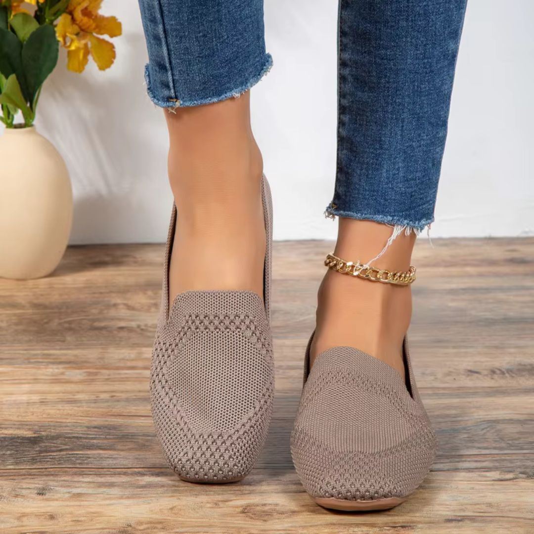 Loafers für Damen ⎜ Bequeme Flats aus atmungsaktivem Stoff mit modernem Design und flacher Sohle