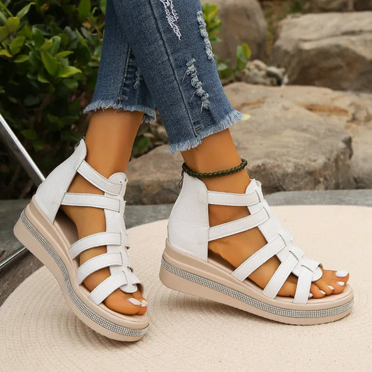Plateausandalen für Damen ⎜ Sommerliche Keilschuhe mit Glitzerdetails und bequemer Riemchenkonstruktion