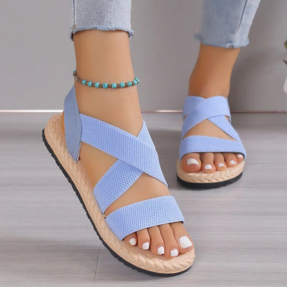 Flache Sandalen für Damen ⎜ Bequeme Sommerschuhe mit Kreuzriemen und Flexibler Bastsohle