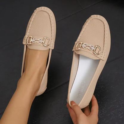 Slip-On Loafer für Damen ⎜ Bequeme Schuhe mit Kettenapplikation für Alltag und Stil