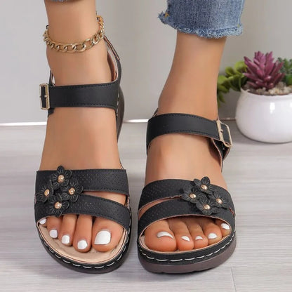 Keilsandalen für Damen ⎜ Bequeme Sommerschuhe mit Blumenapplikation und Rutschfester Sohle für Alltag