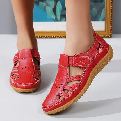 Damen Sommerschuhe mit Lochmuster ⎜ Bequeme Flats mit Klettverschluss und rutschfester Sohle für den Alltag