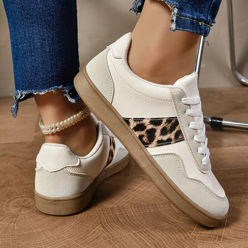 Damen Sneakers ⎜ Bequeme Schuhe mit Leopardenmuster und rutschfester Sohle für den Alltag