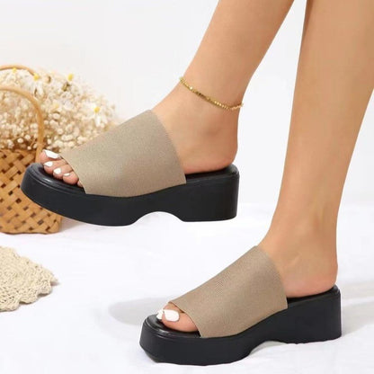 Modische Plateau-Slipper für Damen ⎜ Bequeme Wedges mit Leopardenmuster für vielseitige Outfits