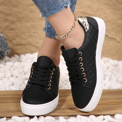 Sneaker für Damen ⎜ Bequeme Freizeitschuhe mit Genähtem Design und Goldenen Details