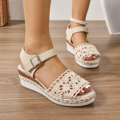 Damen Wedge Sandalen mit Riemen ⎜ Komfortable Schuhe mit Schnallenverschluss und modischem Design