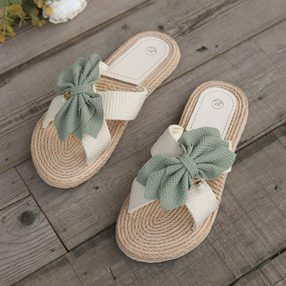 Damen Sommer Pantoletten ⎜ Bequeme Flache Slipper mit Schleife und Rutschfester Bastsohle