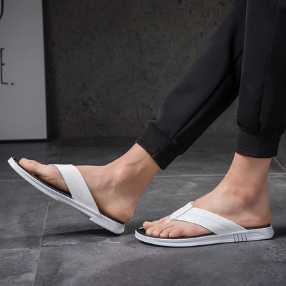 Herren Flip-Flops für den Sommer ⎜ Bequeme Leder-Sandalen für Strand und Freizeit