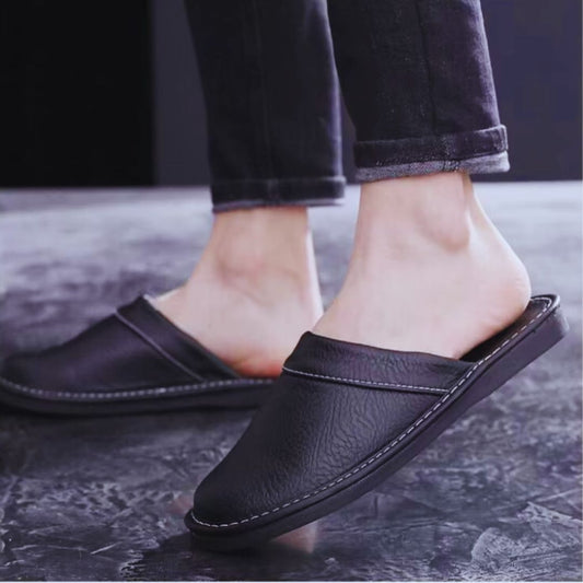 Hausschuhe aus Leder für Herren ⎜ Bequeme Slipper für alle Jahreszeiten mit Rutschfester Sohle