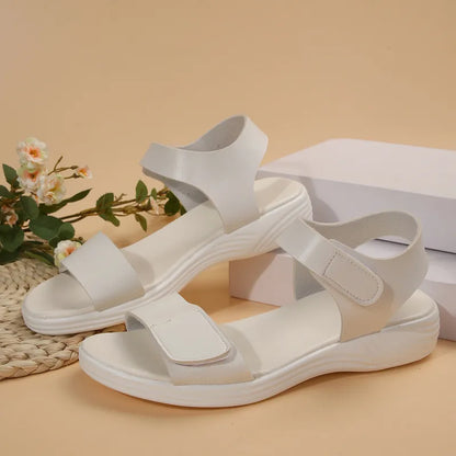 Damen Flache Sandalen ⎜ Bequeme Sommerschuhe mit Klettverschluss und Weicher Sohle für Strand & Alltag