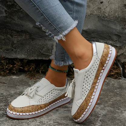 Loafers für Damen ⎜ Bequeme Flats mit Quasten-Detail und elastischem Slip-On Design