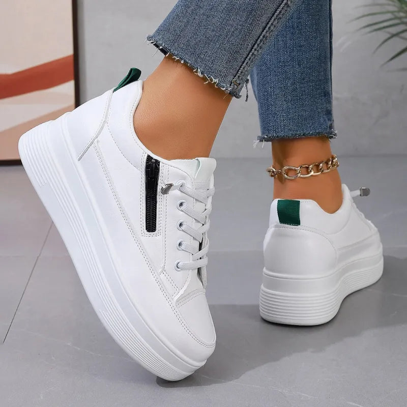 Sneaker für Damen ⎜ Bequeme Schuhe mit Farbakzent und Reißverschluss für Alltag und Komfort