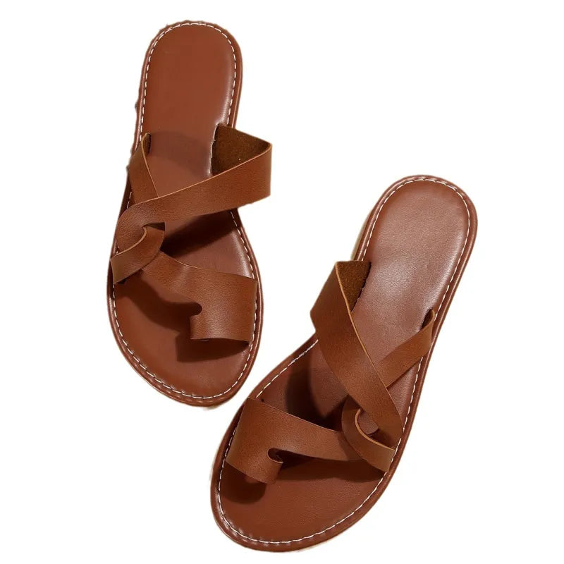 Damen Flache Sandalen ⎜ Bequeme Sommerschuhe mit Kreuzriemen und Offenem Design für Alltag & Freizeit